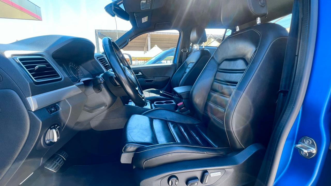 Volkswagen Amarok 3.0 V6 TDI 4MOTION BMT permanente aut. DC Aventura