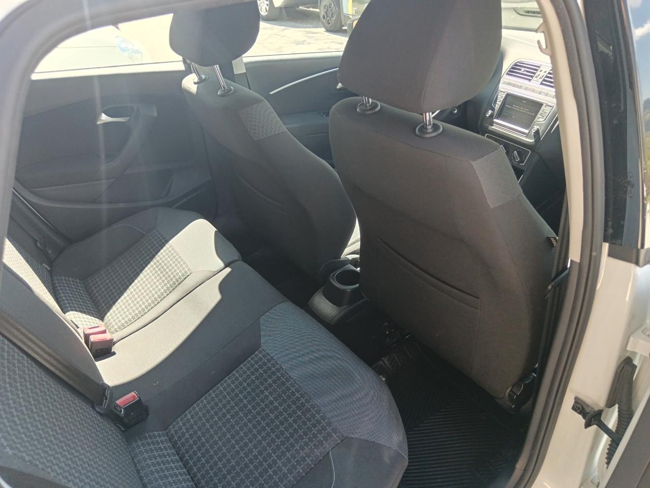 Volkswagen Polo 1.4 TDI 75CV NEOPATENTATI