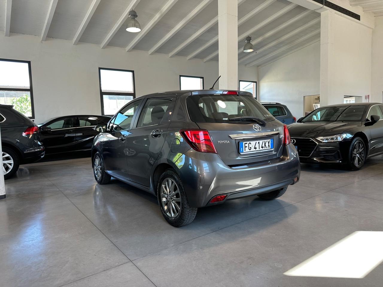 Toyota Yaris 1.0 5 porte Lounge
