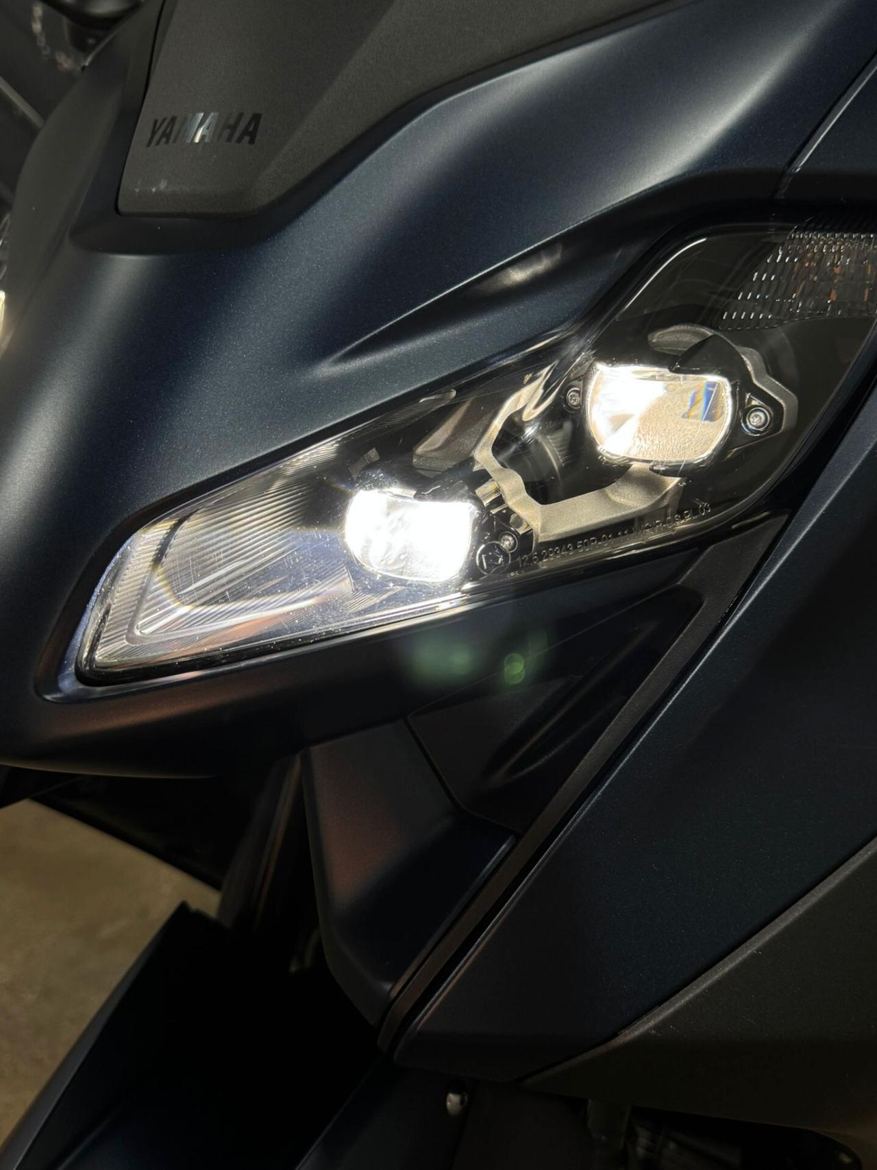Yamaha TMAX 560 tech max