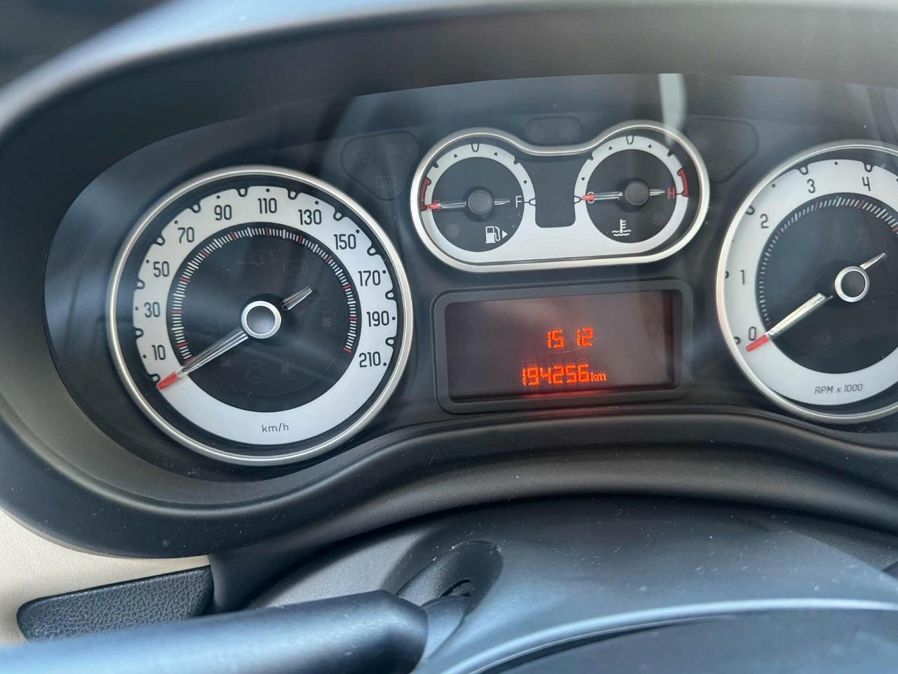 Fiat 500L 0.9 TwinAir Turbo Natural Power Lounge