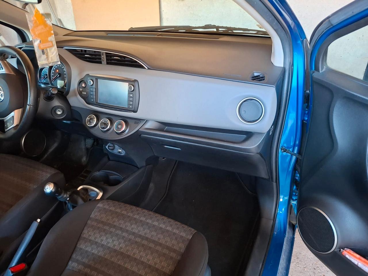 Toyota Yaris 1.0 5 porte Lounge