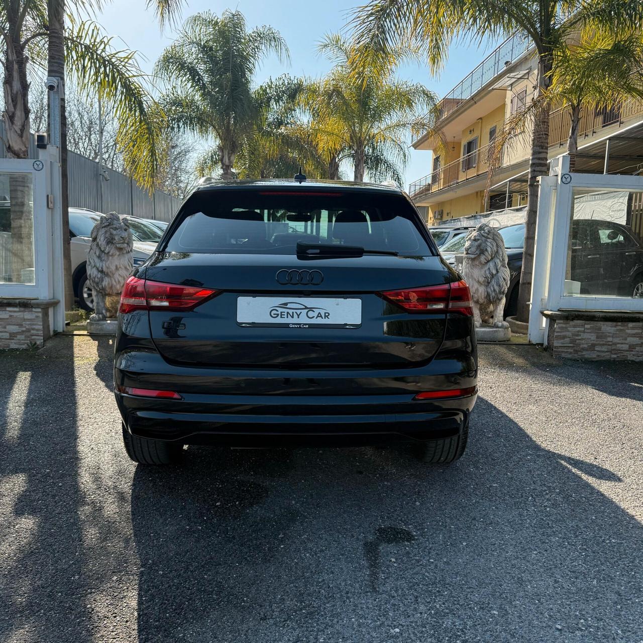 Audi Q3 2.0 TDI 150 CV S tronic S line Edition