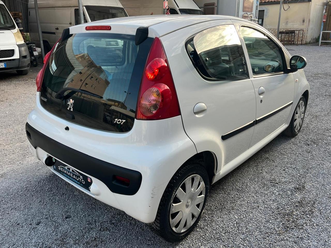 Peugeot 107 1.0 68CV 5p. 12 MESI DI GARANZIA