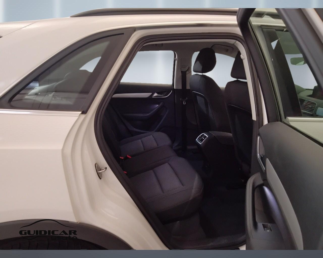 AUDI Q3 I 2015 - Q3 2.0 tdi Business 120cv s-tronic