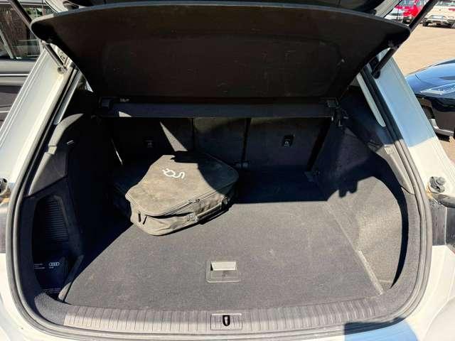 Audi Q3 45 HYBRID PLUG-IN 1.4 tfsi e Business s-tronic