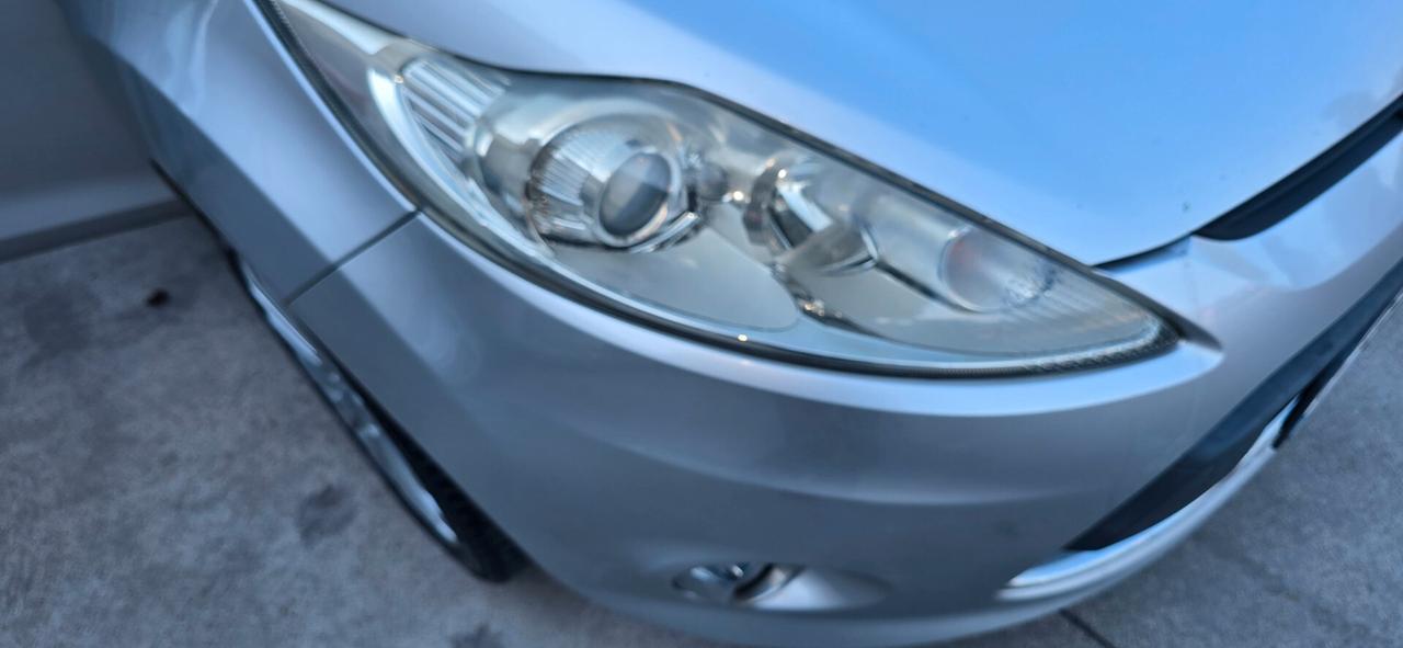 Ford Fiesta 1.4 TDCi 5p. Ghia