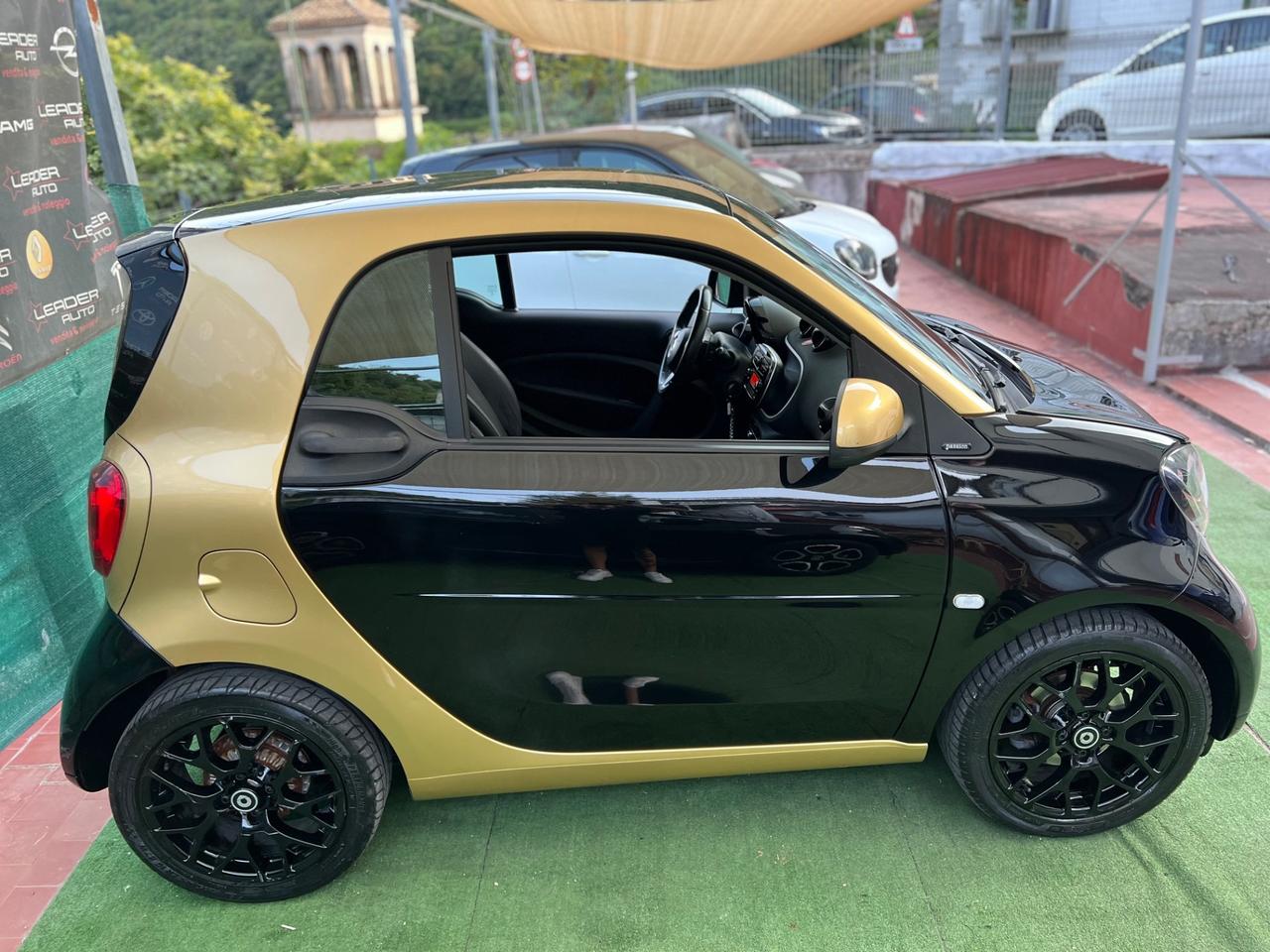 Smart ForTwo 1.0 71 cv - Cambio Automatico - Block Shaft