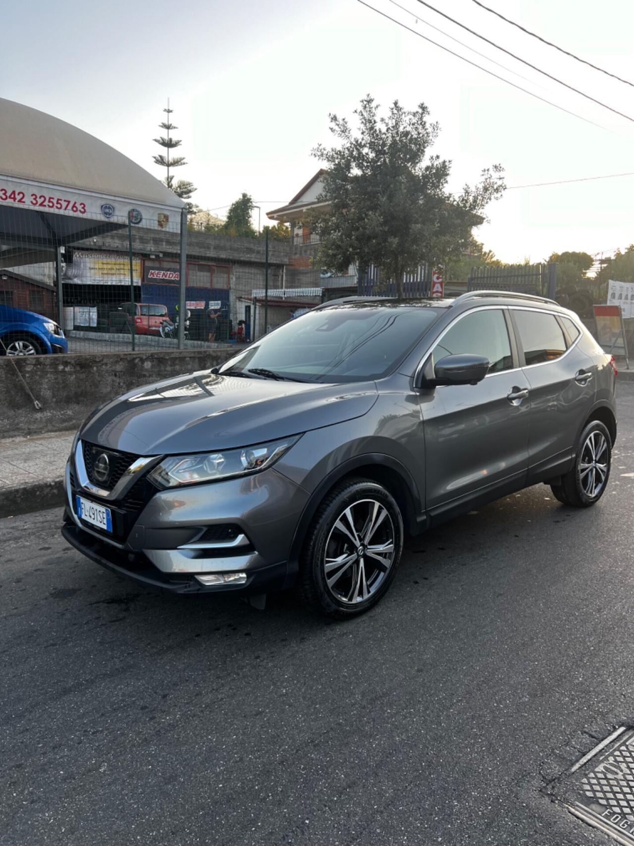 Nissan Qashqai 1.5 dCi Tekna tetto apribile