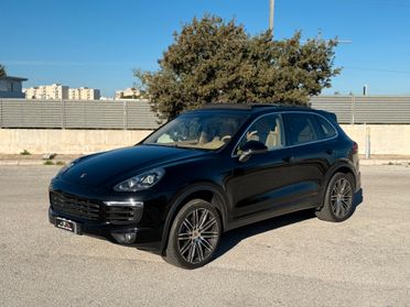 Porsche Cayenne 3.0 Diesel *TETTO , IVA ESPOSTA*