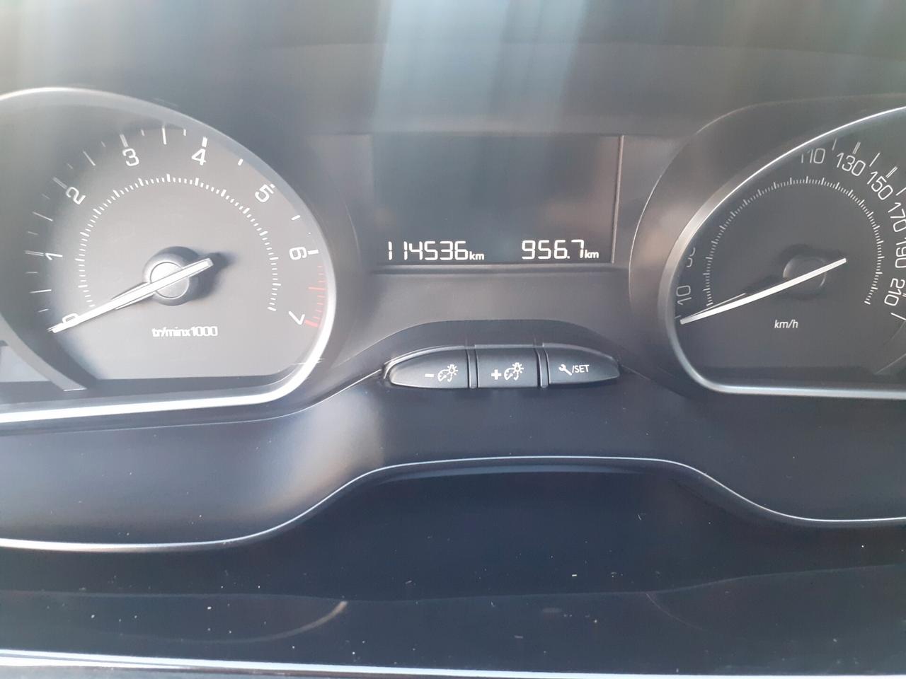 Peugeot 2008 PureTech 82 Allure