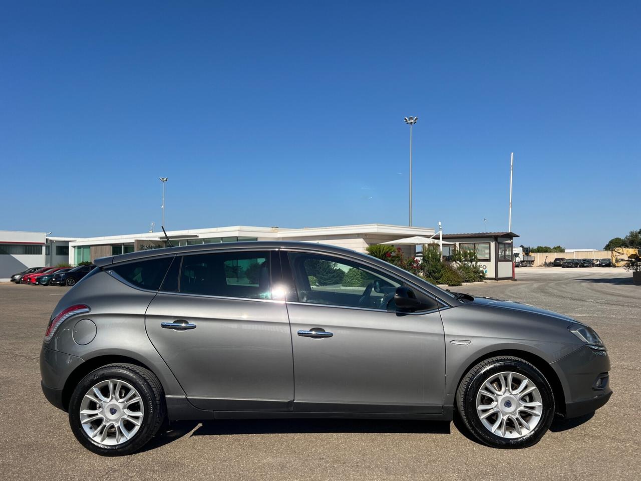 Lancia Delta 1.6 MJT 120cv Platino - 2011
