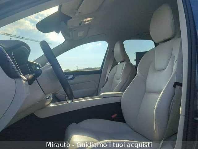 Volvo XC60 B4 automatico Core