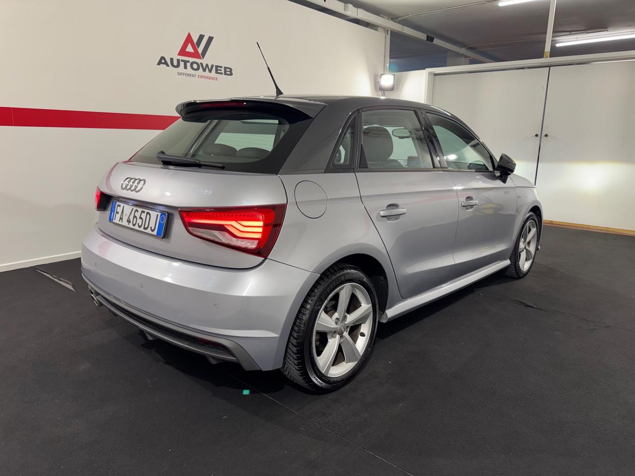 Audi A1 1.6 TDI 116 CV S-LINE