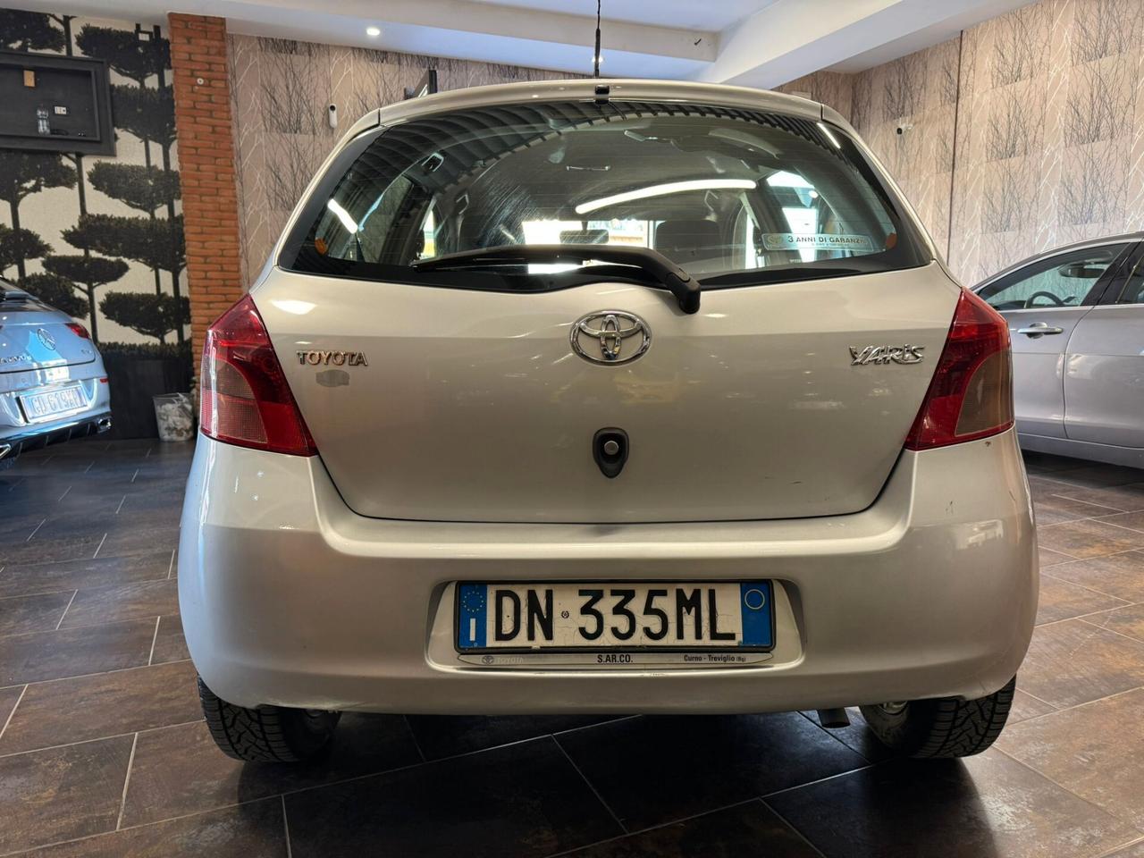 Toyota Yaris 1.3 5 porte Sol