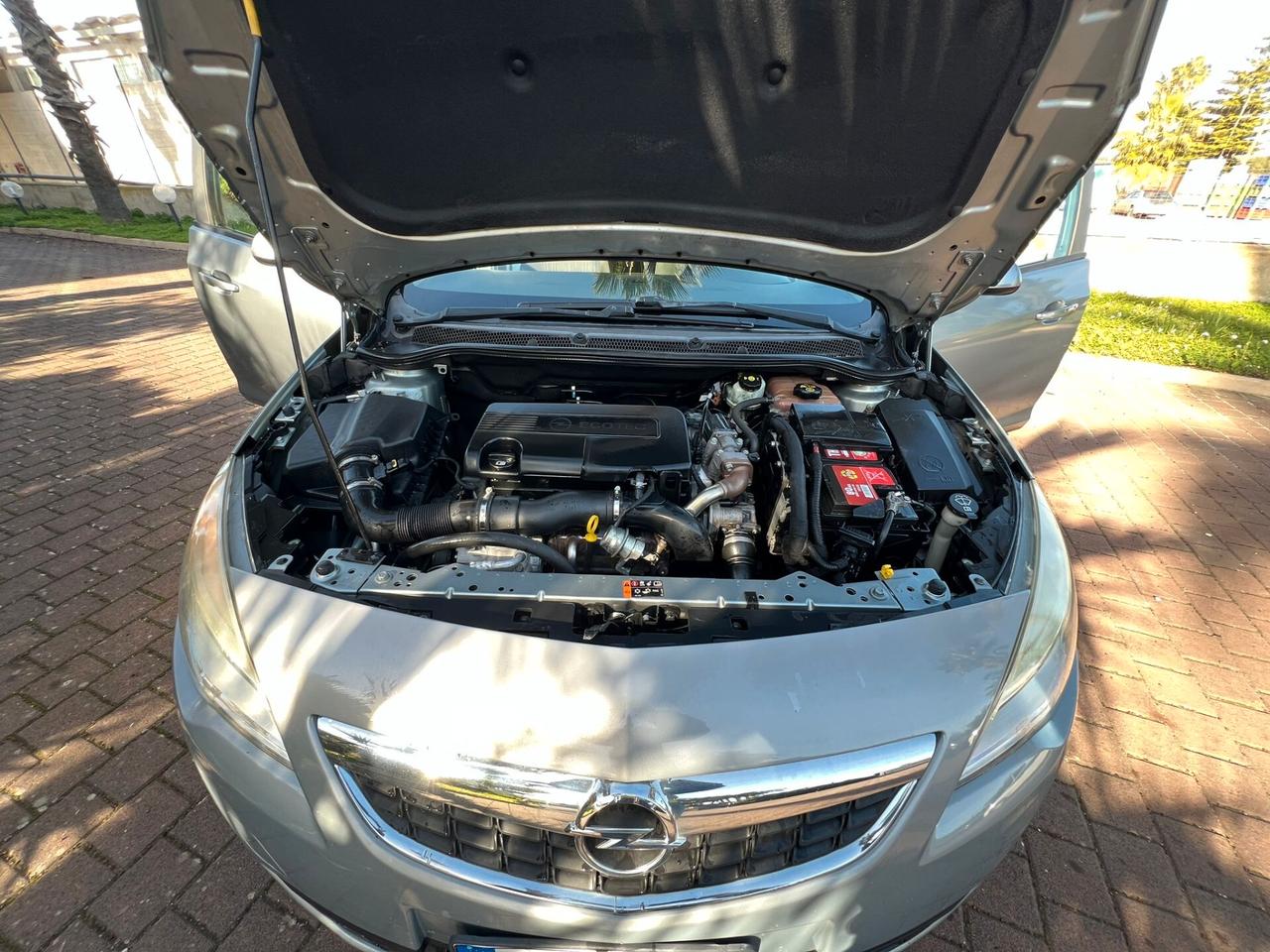 Opel Astra 1.7 CDTI 110CV Sports Tourer Cosmo Fleet