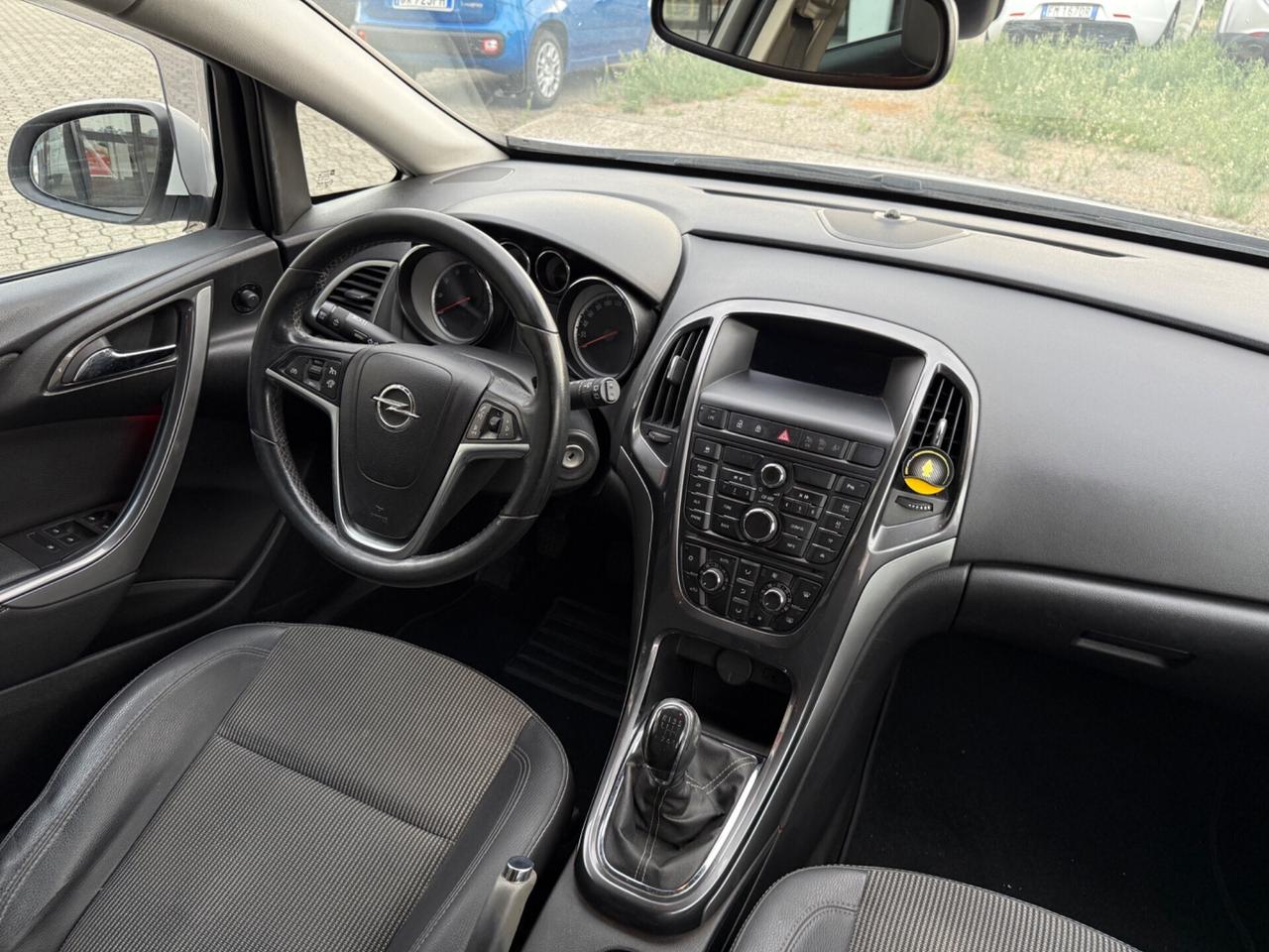 Opel Astra 1.4 Turbo 140CV Sports Tourer GPL Tech Cosmo