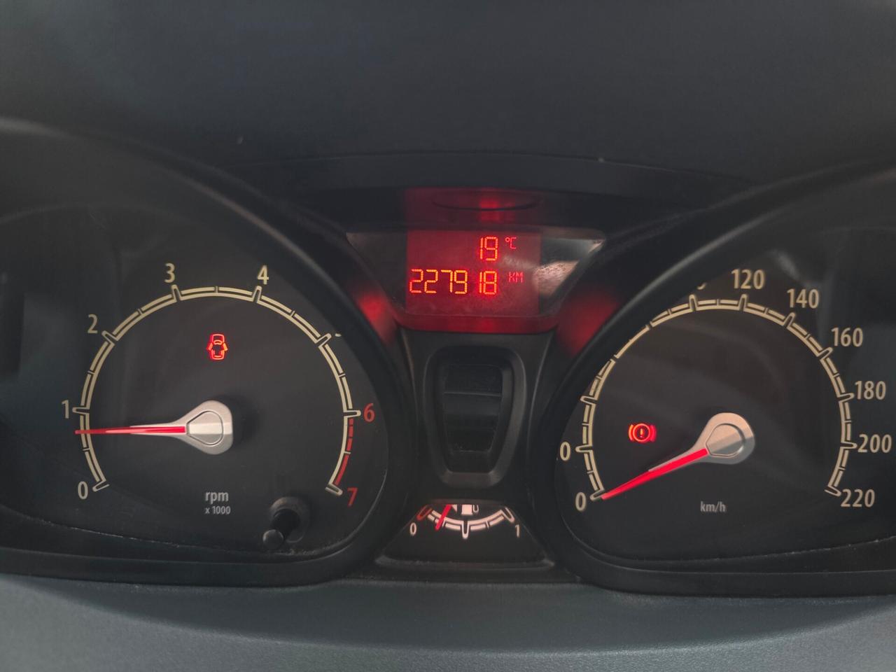 Ford Fiesta 1.4 GPL ORIGINALE LOW COST PROMO