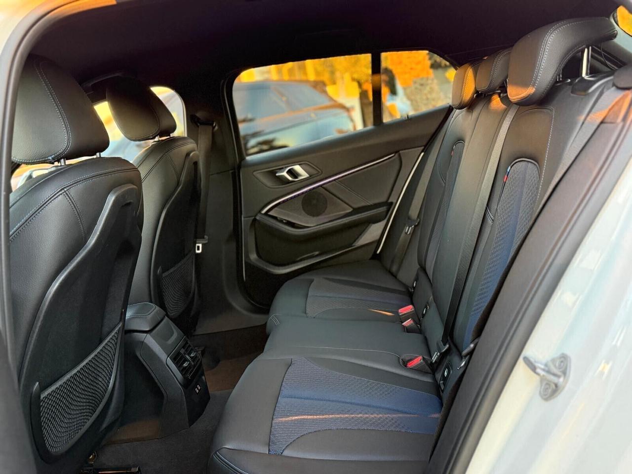 Bmw 118d 5p M Sport 150cv Shadow Pack * Pelle