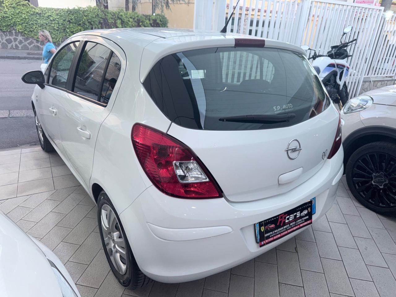 Opel Corsa 1.2 80CV 5 porte GPL-TECH Edition