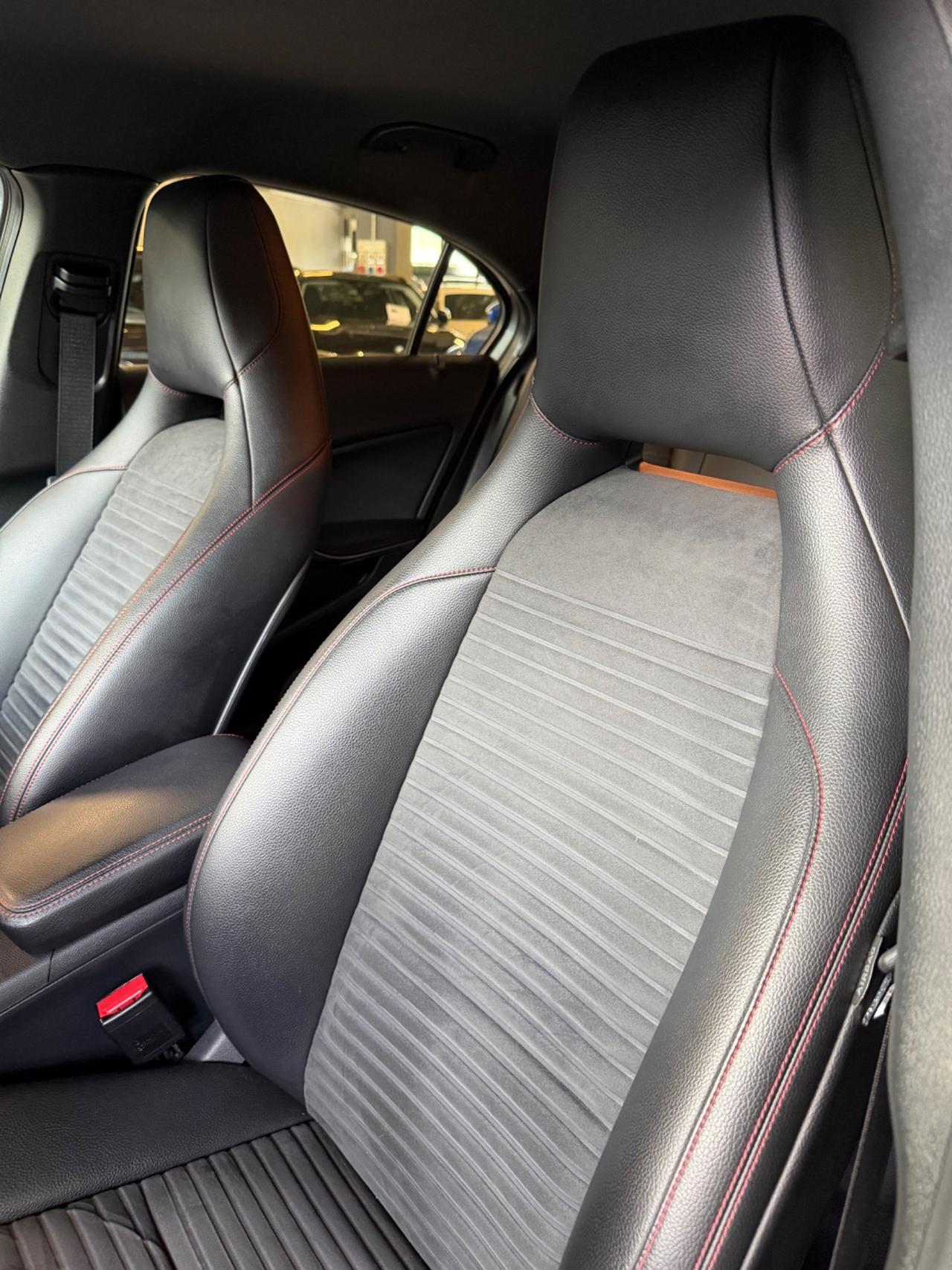 Mercedes-benz A 200 CDI PREMIUM AMG KMCERT GARANZ