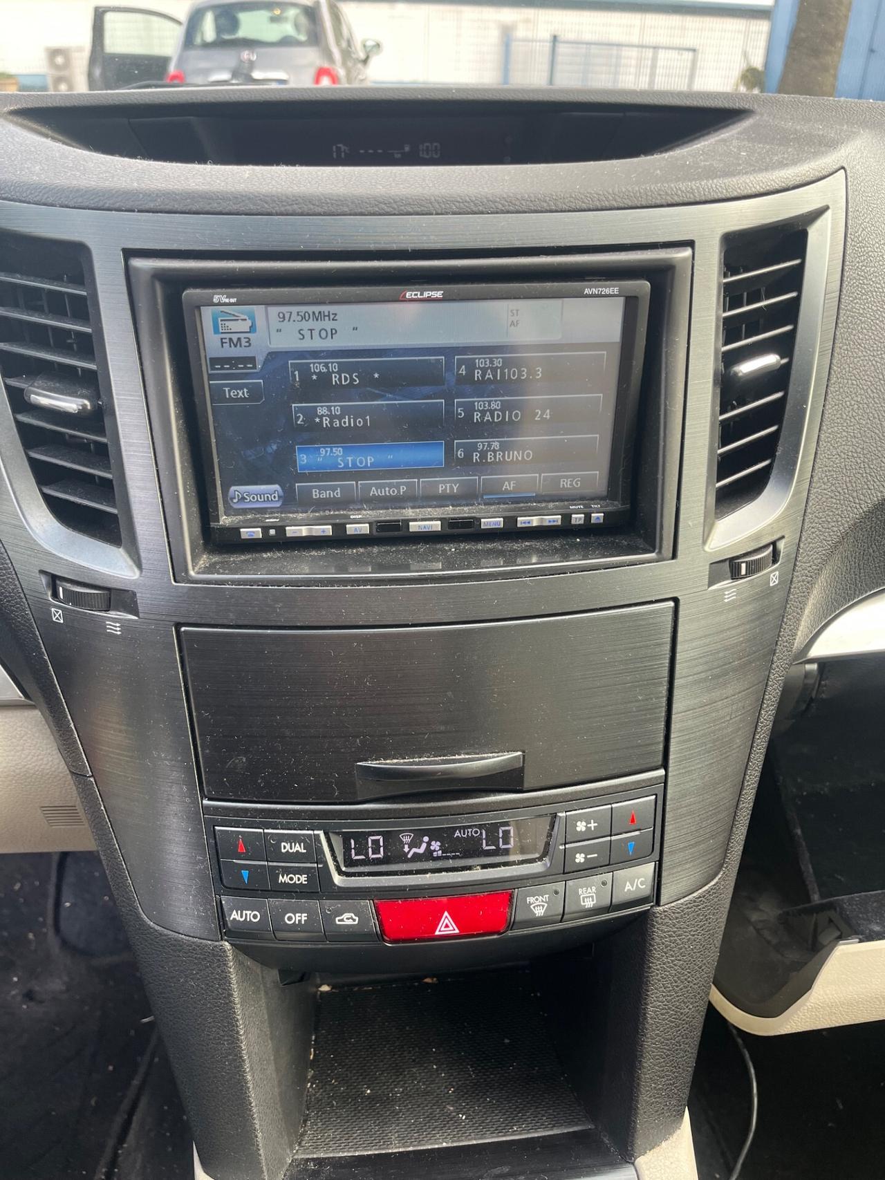 Subaru OUTBACK 2.0D AWD Trend Leather (peoblema albero a camme )