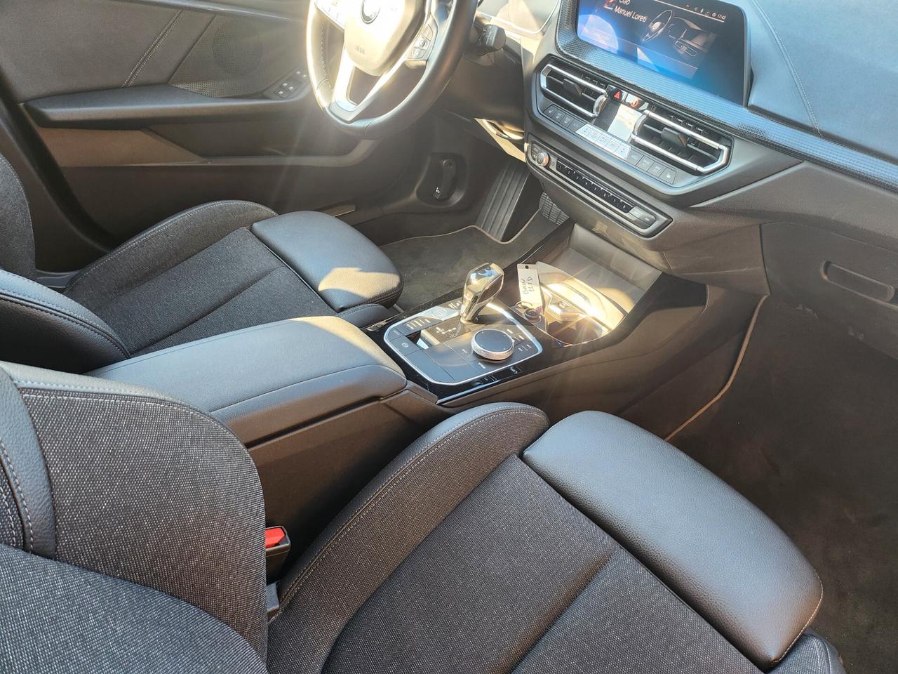 Bmw 118 120d 5p. Luxury