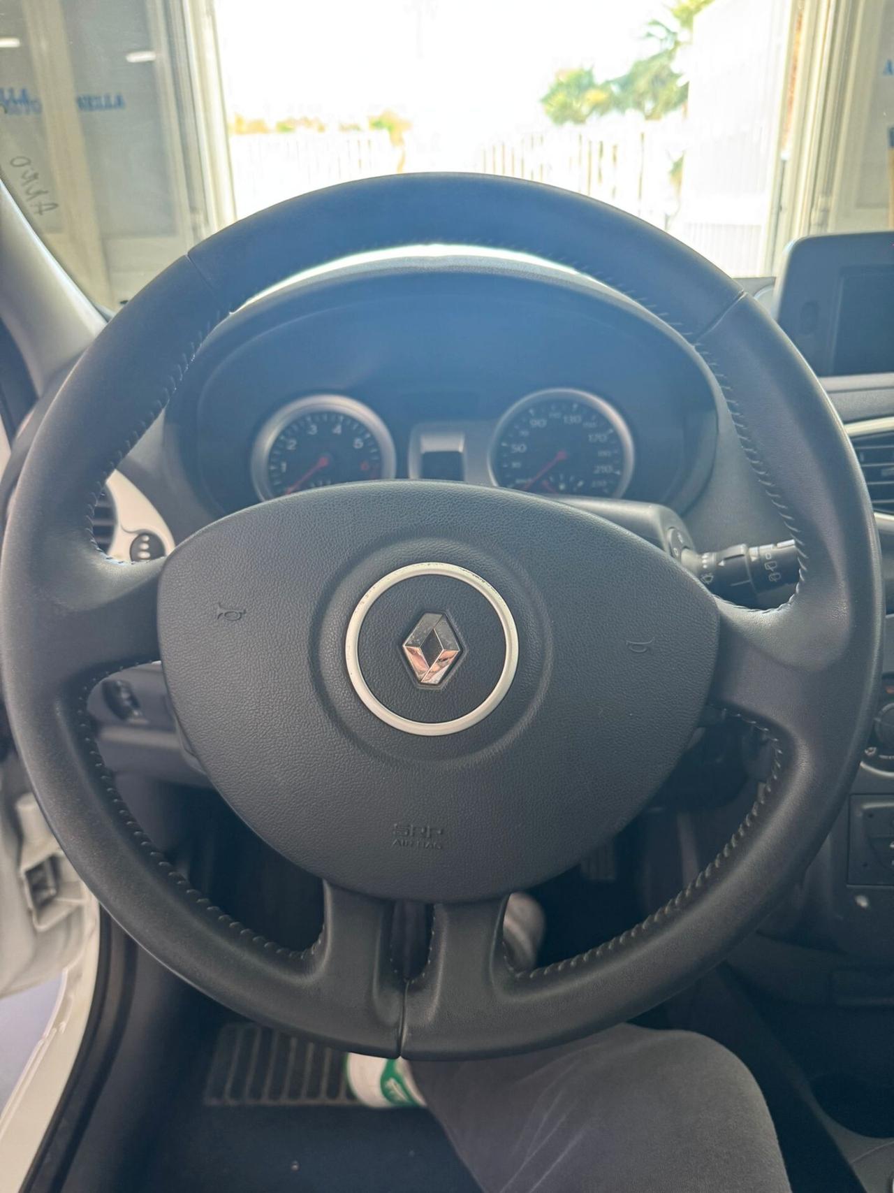 Renault Clio 1.2 16V 5 porte Live!