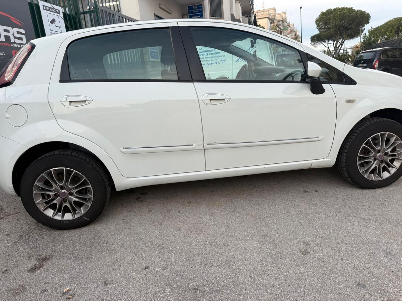 Fiat Punto Evo 1.4 5P EMOTION NATURAL POWER