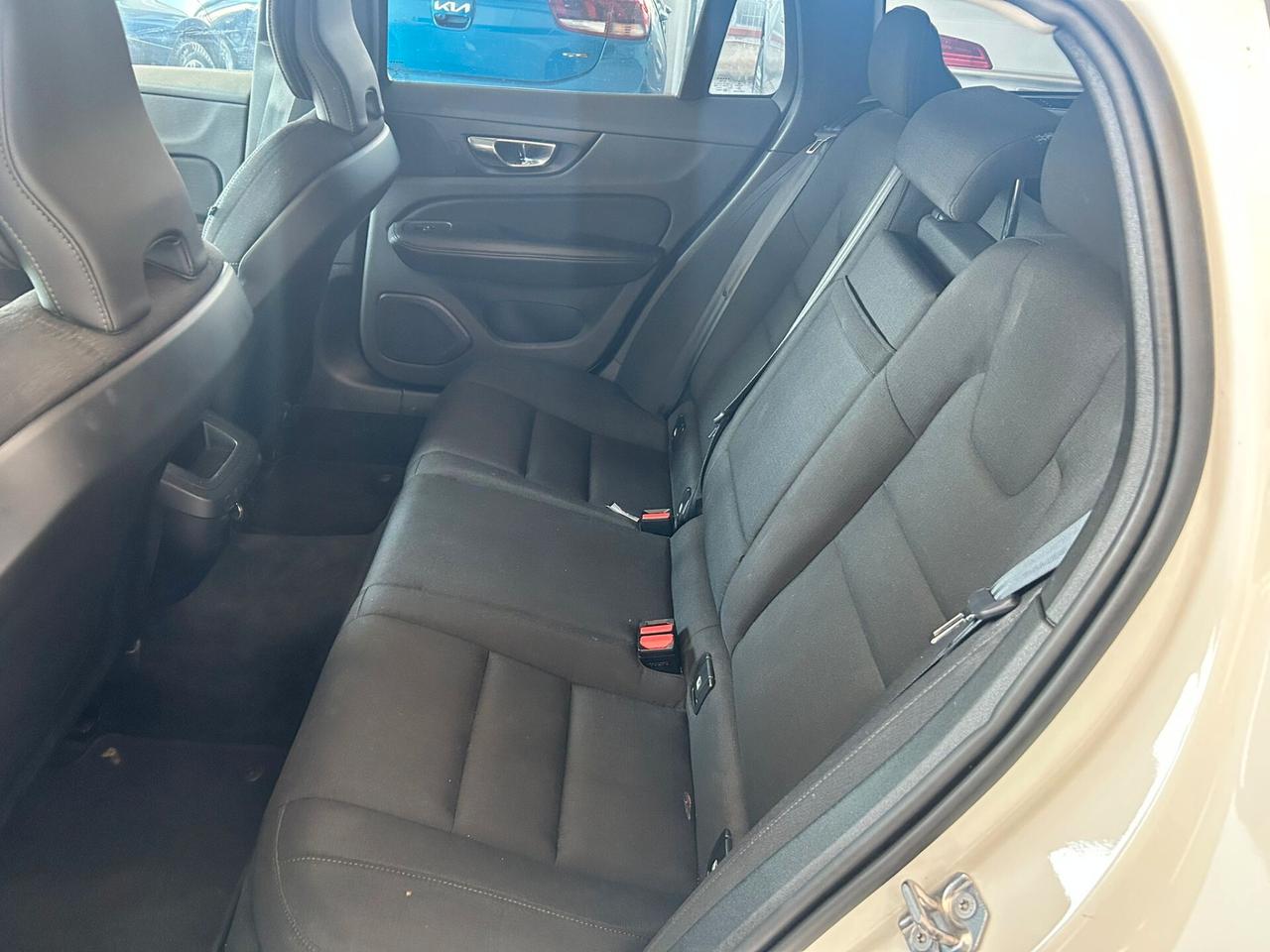Volvo V60 D3 2.0D 2019
