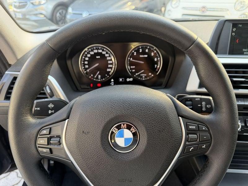 BMW Serie 1 116i Urban 5p IDONEA NEOPATENTATI PREZZO REALE NO VINCOLI FINANZIARI !!!!