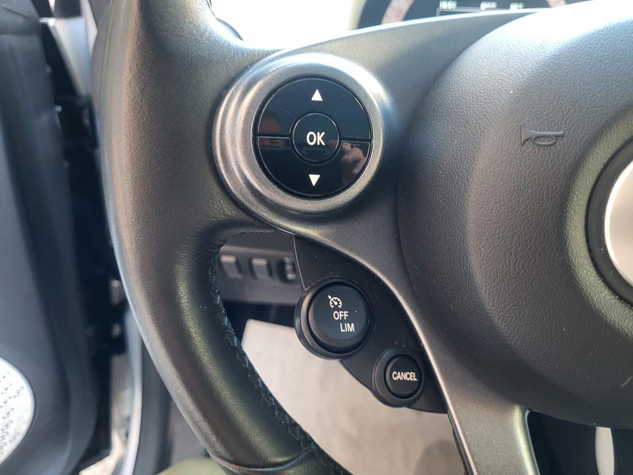 Smart ForTwo 90 Cv Turbo Twinamic Passion Navy Led Tetto Panor....