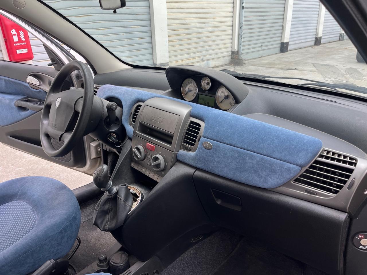 Lancia Ypsilon 1.2 OK NEOPATENTATI