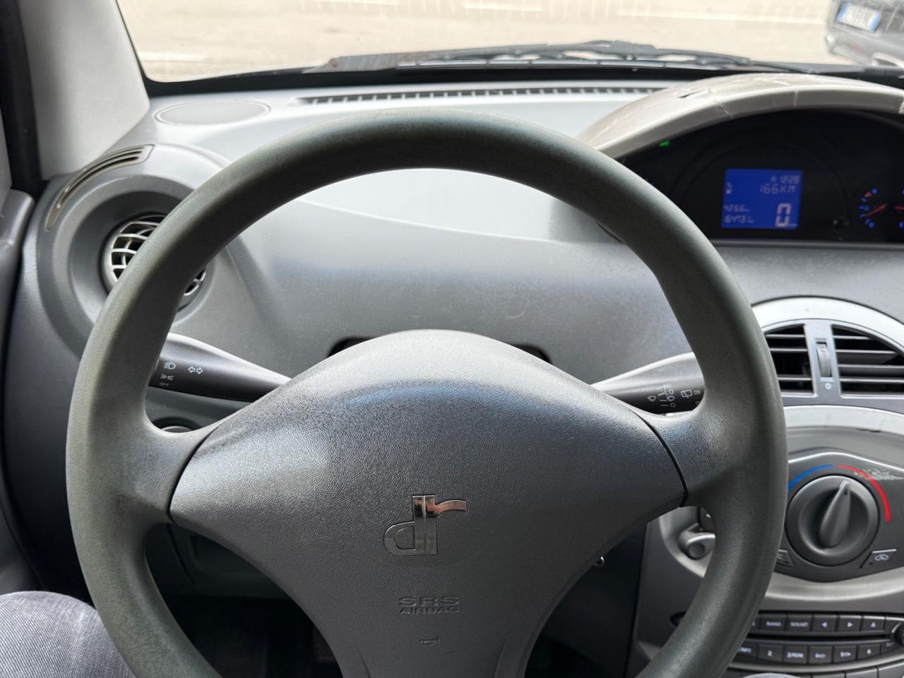 Dr DR1 1.1 GPL 16V Executive