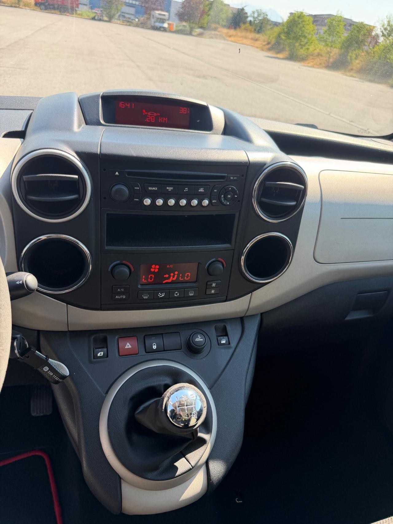 Peugeot Partner Tepee 1.6 HDi 115CV Outdoor