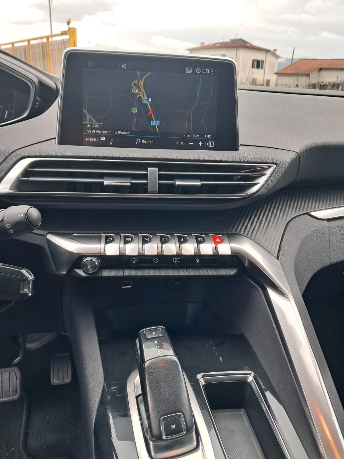 Peugeot 3008 BlueHDi 130 S&S Active