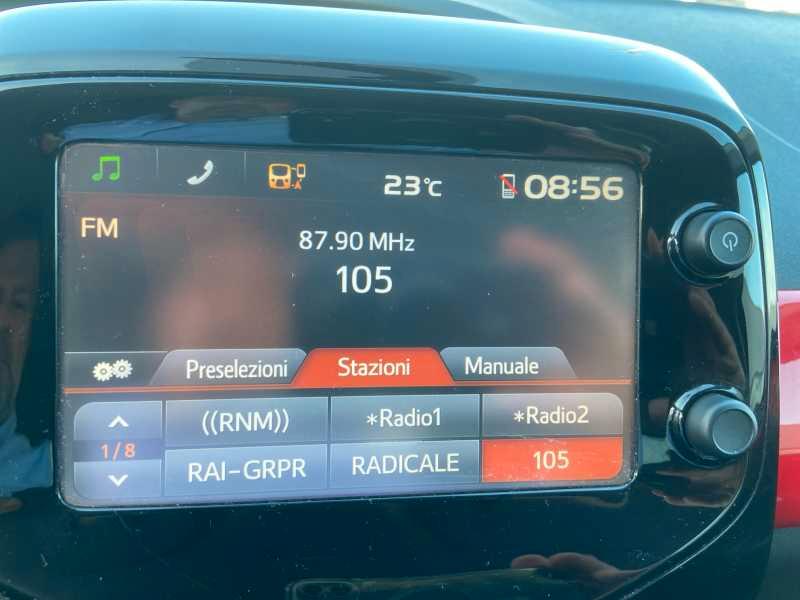 TOYOTA Aygo 5p 1.0 x-play AuToMaTica