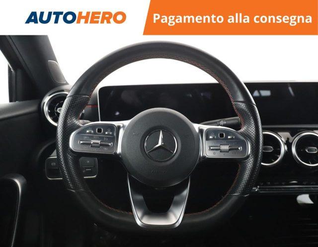MERCEDES-BENZ A 180 d Automatic Premium