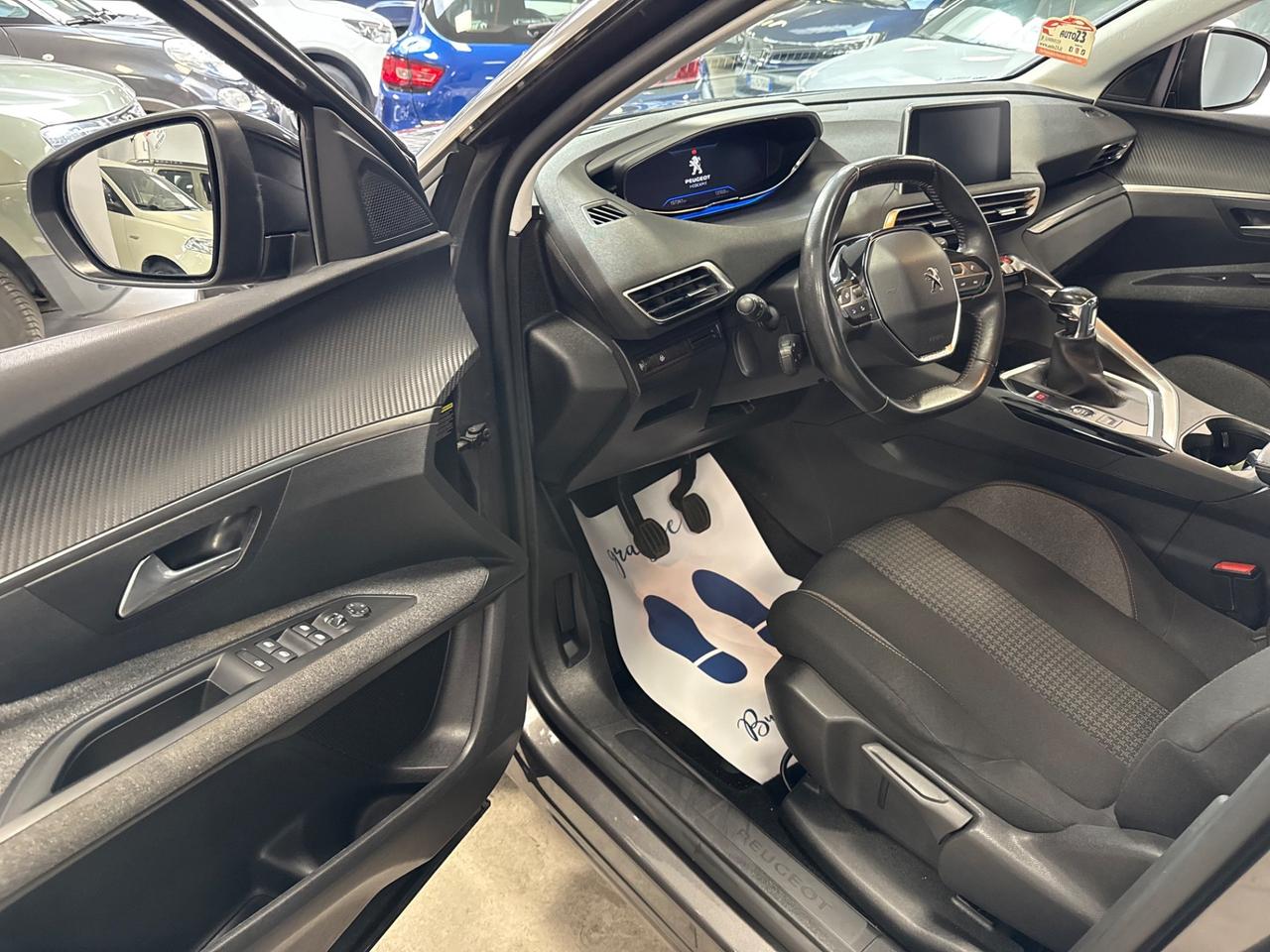 Peugeot 3008 BlueHDi 130 S&S Allure Manuale