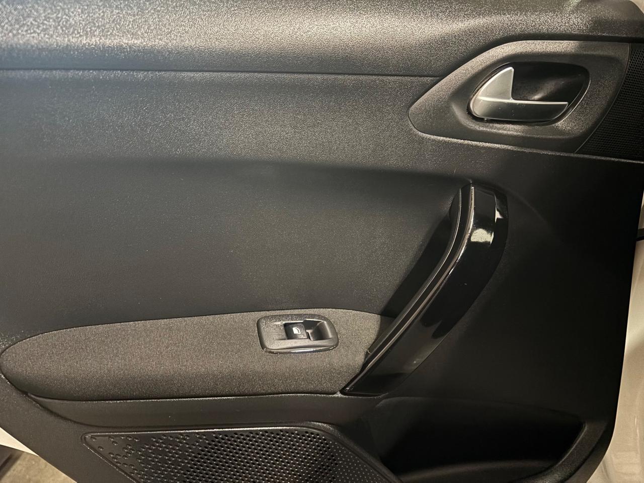 Peugeot 208 1.6 HDI OK NEOPATENTATI