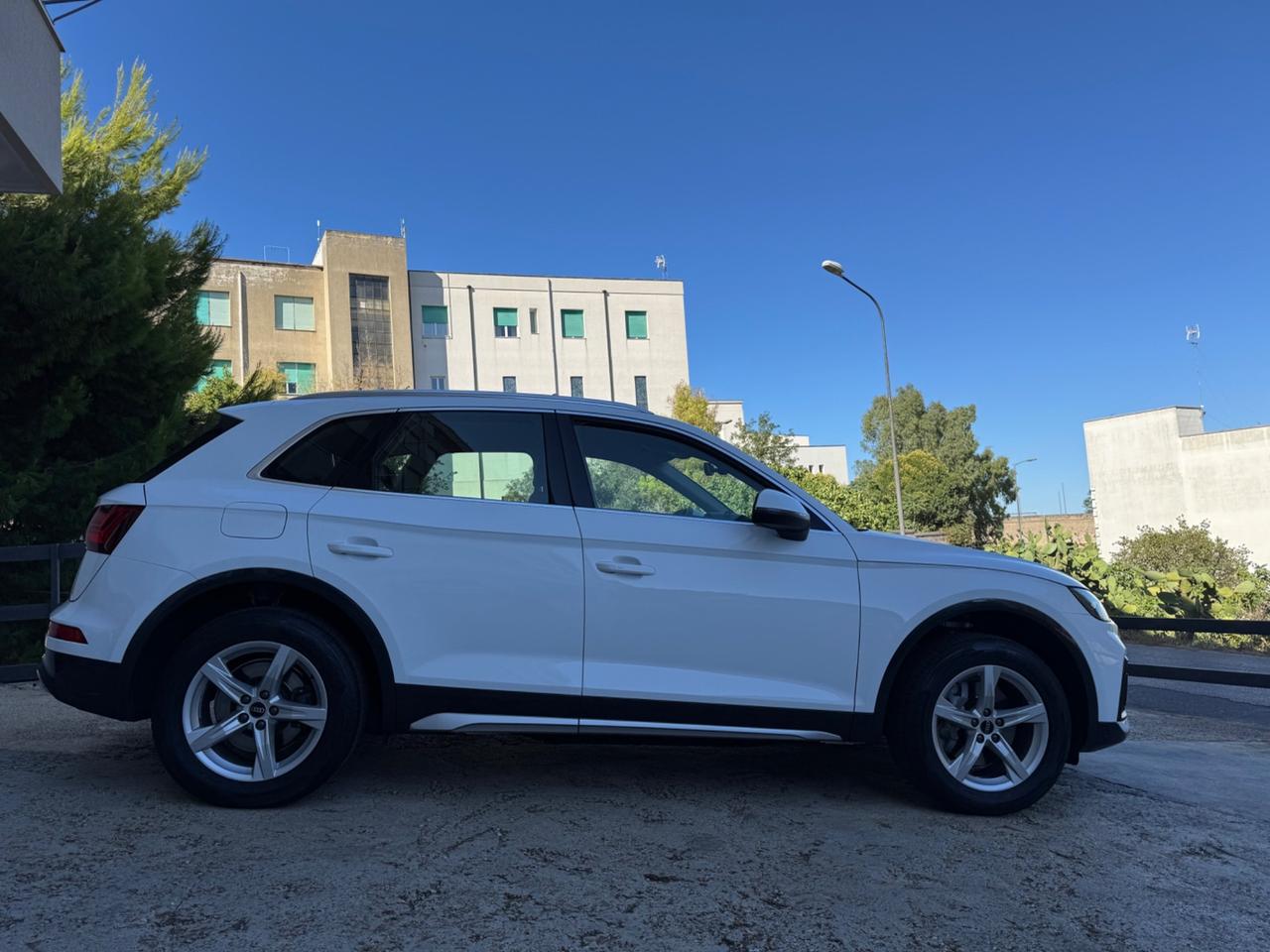 Audi Q5 2.0 TDI STRONIC- PARI AL NUOVO- 2021