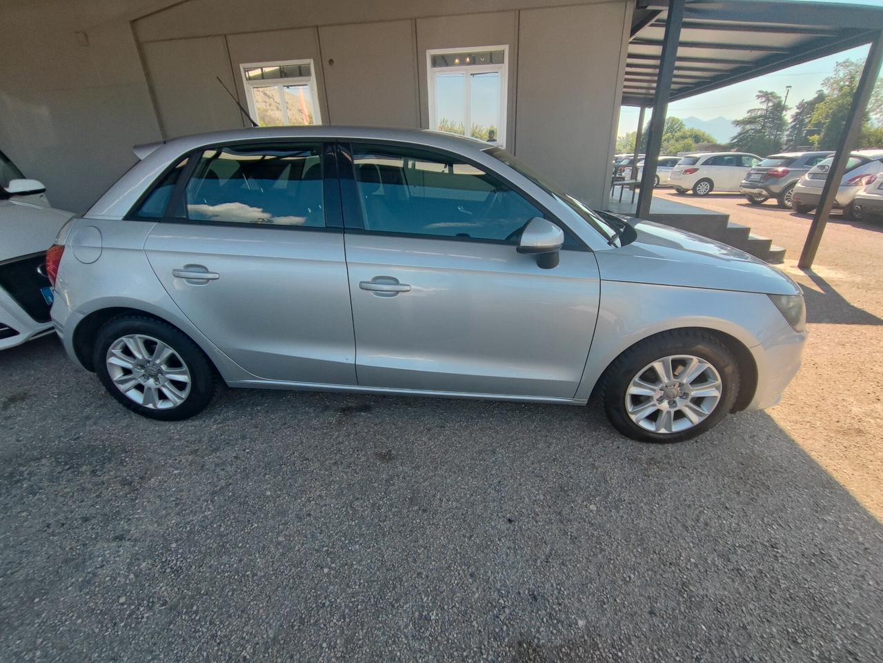 Audi A1 1.6 TDI Attraction
