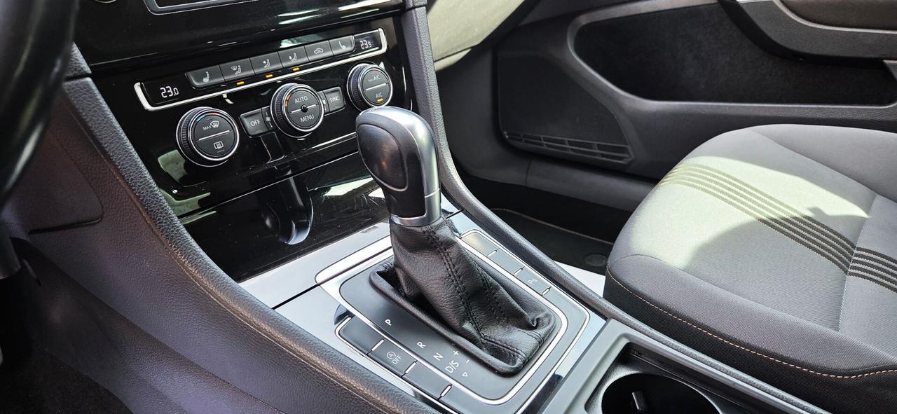 Volkswagen Golf VW 7 1.6 TDI DSG Allstar 110cv Tagliandata Garanzia 12M