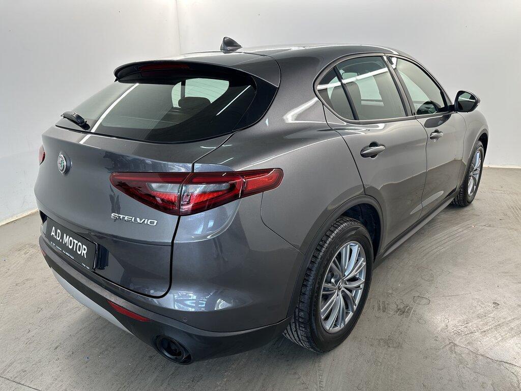 Alfa Romeo Stelvio 2.2 Turbo Super Business RWD AT8