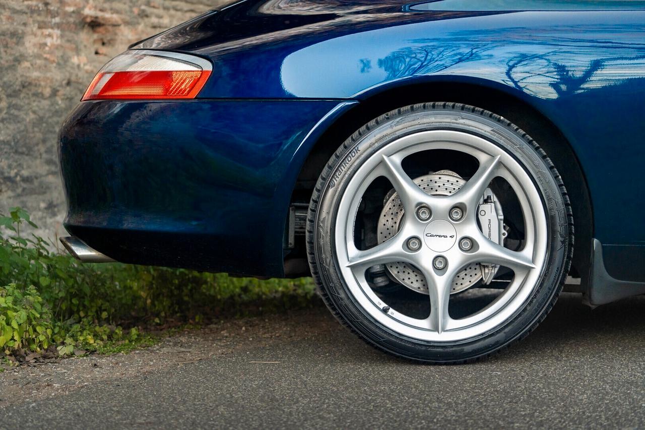 Porsche 911 Carrera 4 tiptronic Cat Coupé ASI