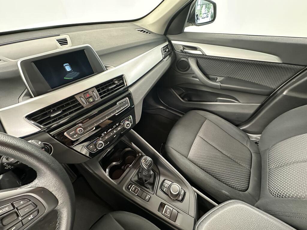 BMW X1 18 d Advantage xDrive