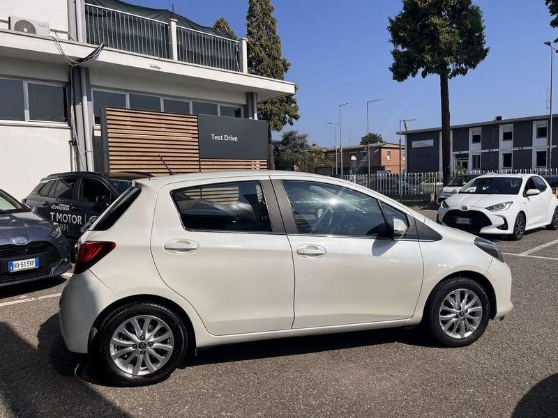 Toyota Yaris 1.3 Dual VVT-i 99cv Lounge