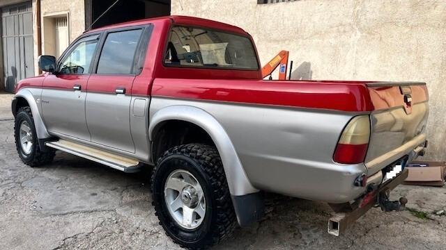 Mitsubishi L200 2.5 TD cat 4WD Double Cab Invite