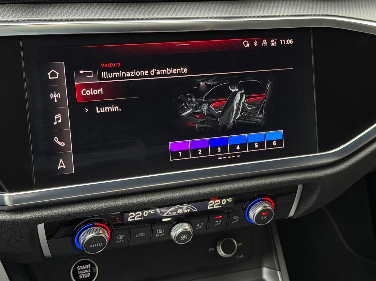 Audi Q3 Sportback 40TDI Quattro S-line Identity Black 200CV