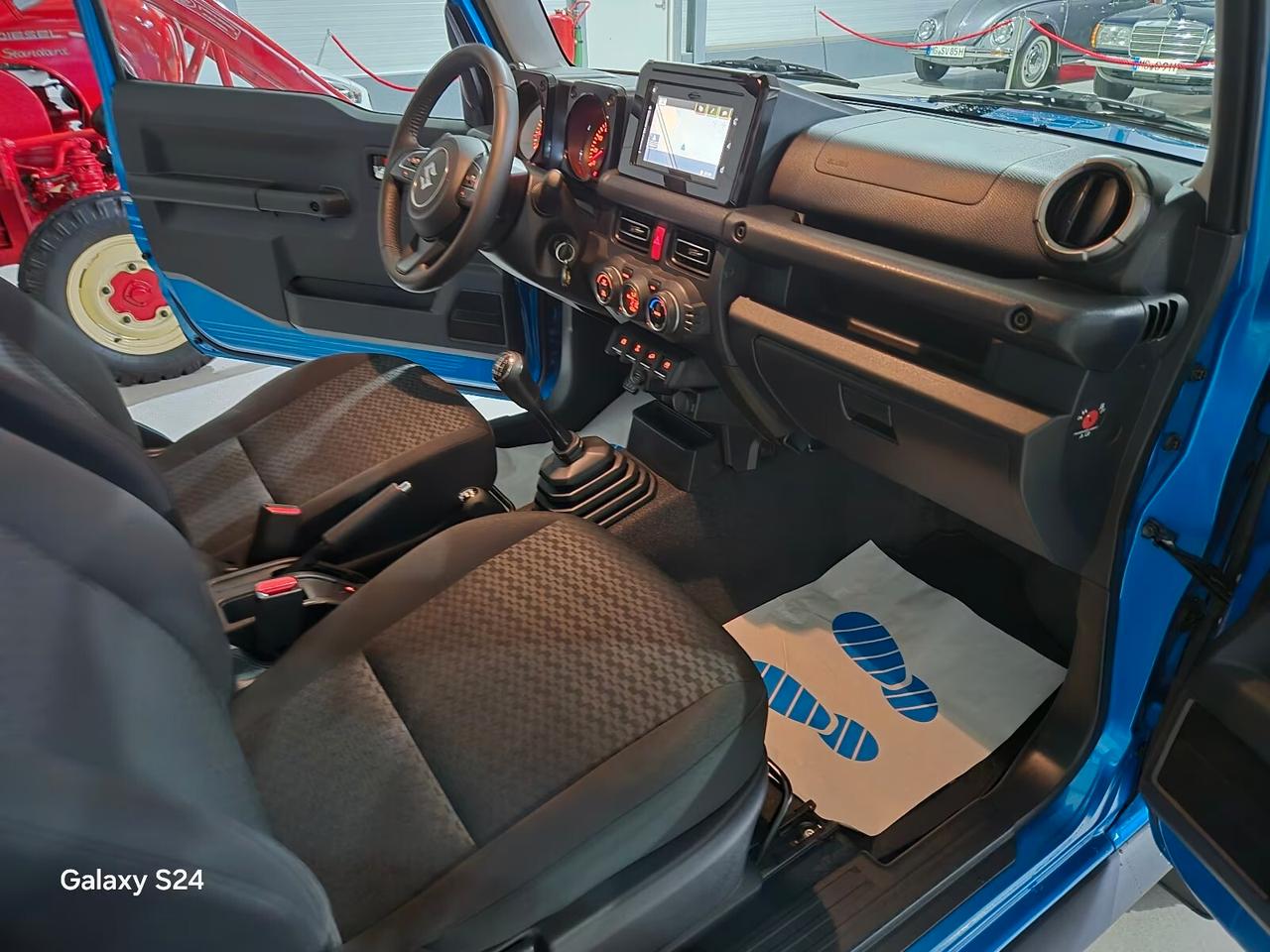 Suzuki Jimny 1.5 ALLGRIP/COMFORT PLUS/NAVI